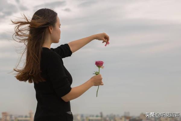 女生为什么喜欢痞帅（女生为什么喜欢坏坏的男生）.