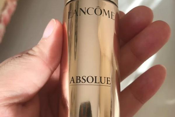 什么护肤品适合收缩毛孔（这5款有效收缩毛孔的“精华”）.