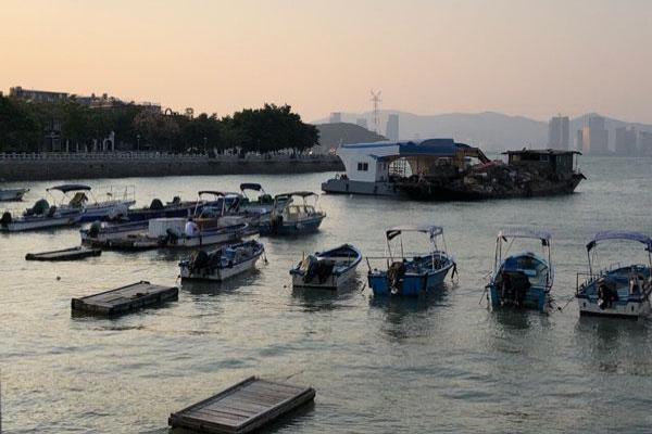 去鼓浪屿到哪个码头比较好