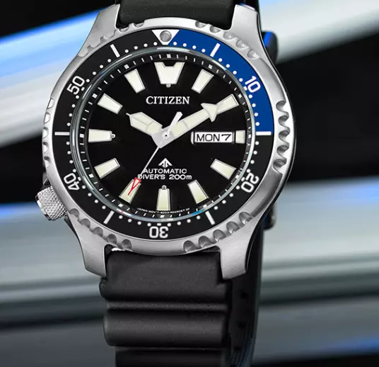 西铁城8290-59e手表是夜光的吗(3)