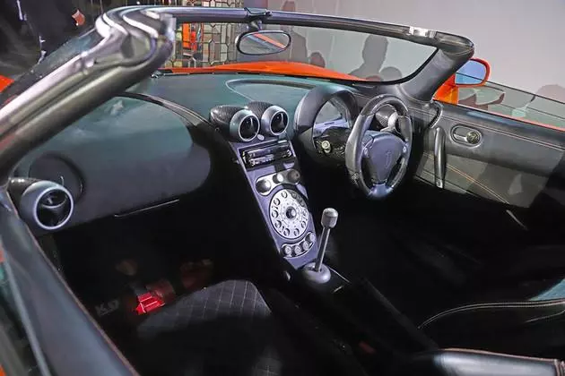 王牌竞速科尼赛克jesko值得入手吗(32)