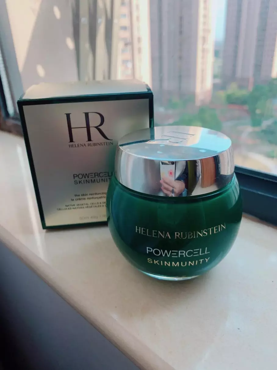 免税店赫莲娜绿宝瓶都没说明书吗(1)