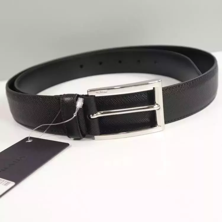 普拉达皮带2cc121是正品吗(8)