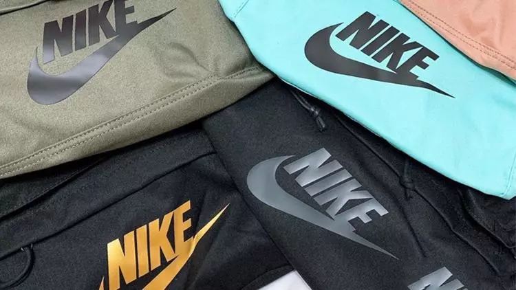 nike胸包王一博同款是什么颜色(1)