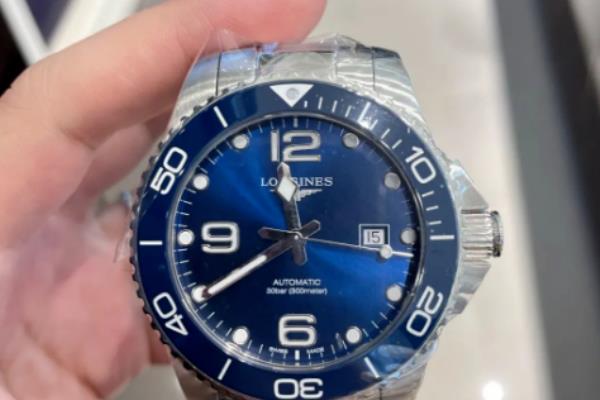 浪琴手表可以换款式吗