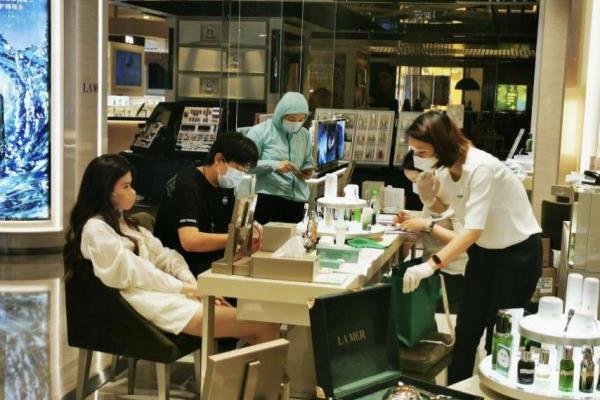 上海东方商厦有哪些品牌