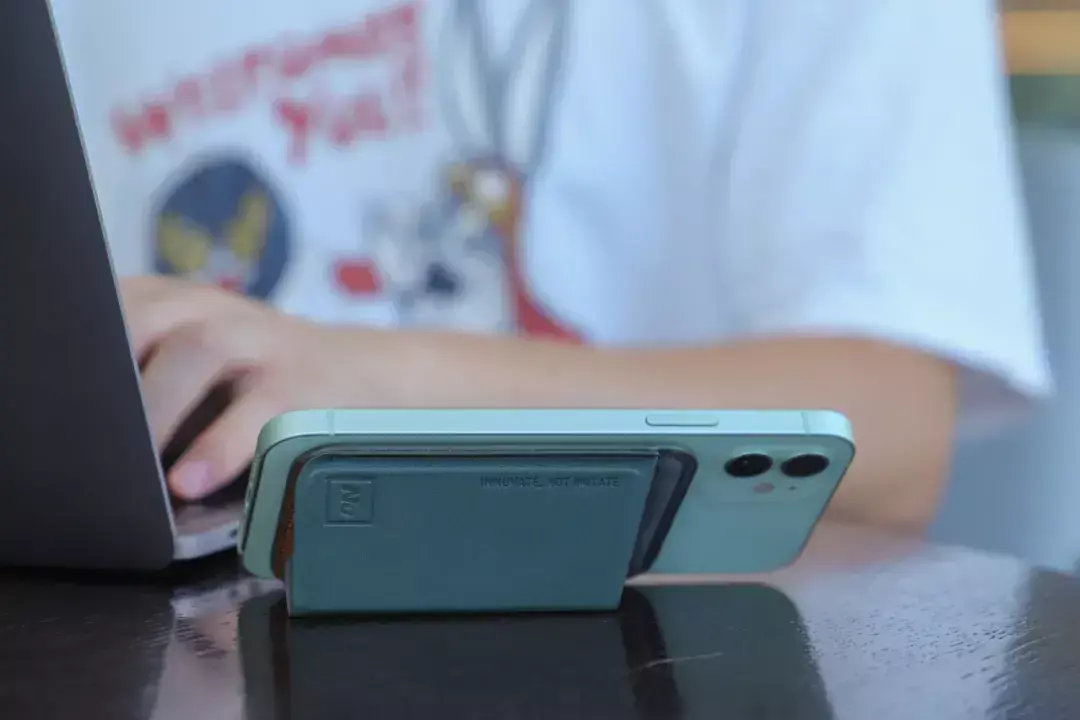 magsafe皮革卡包怎么取卡(10)