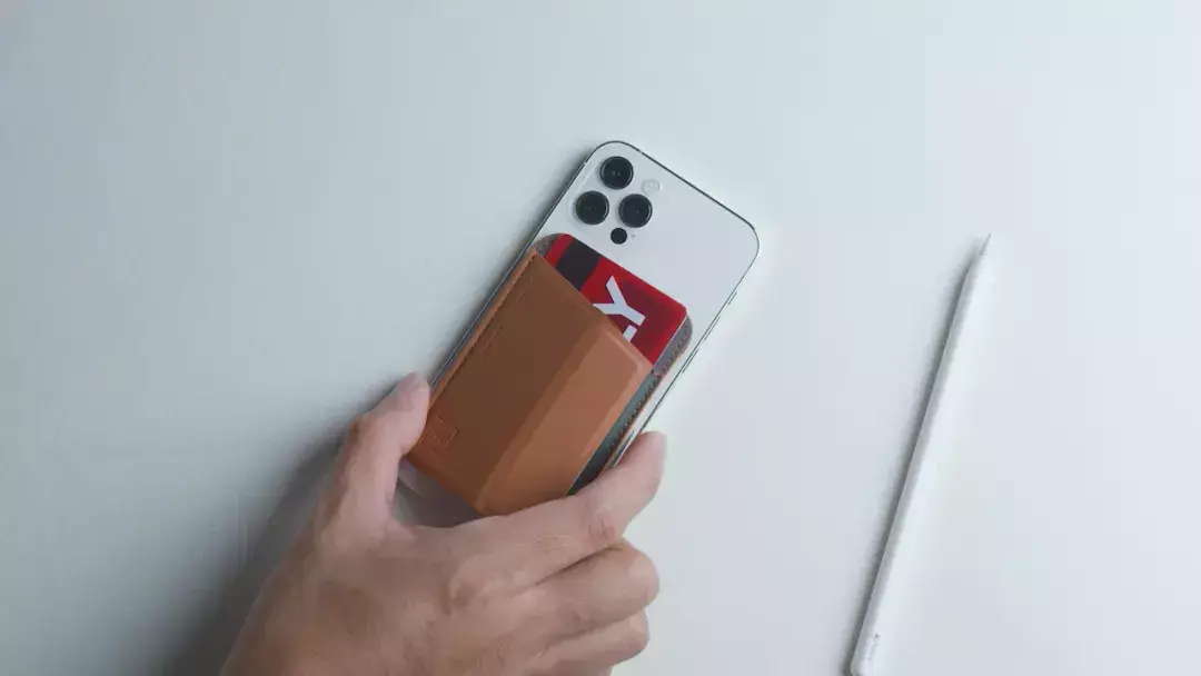 magsafe皮革卡包怎么取卡(9)