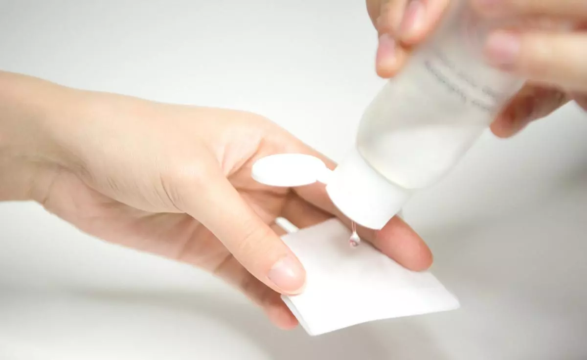 爽肤水开封了10个月还能用吗(4)