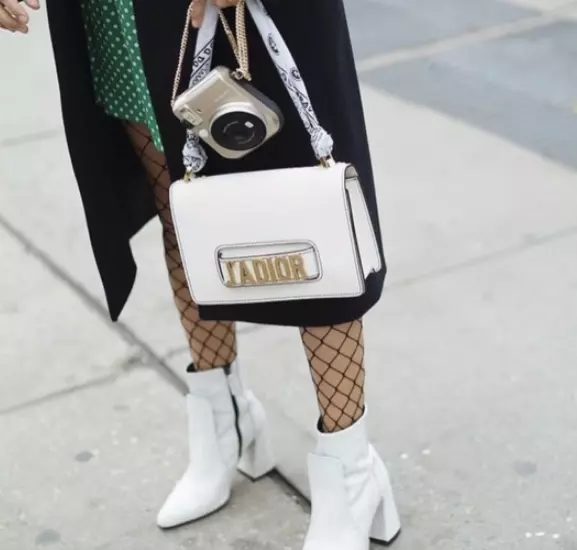 白色皮包染色怎么去除小窍门(1)