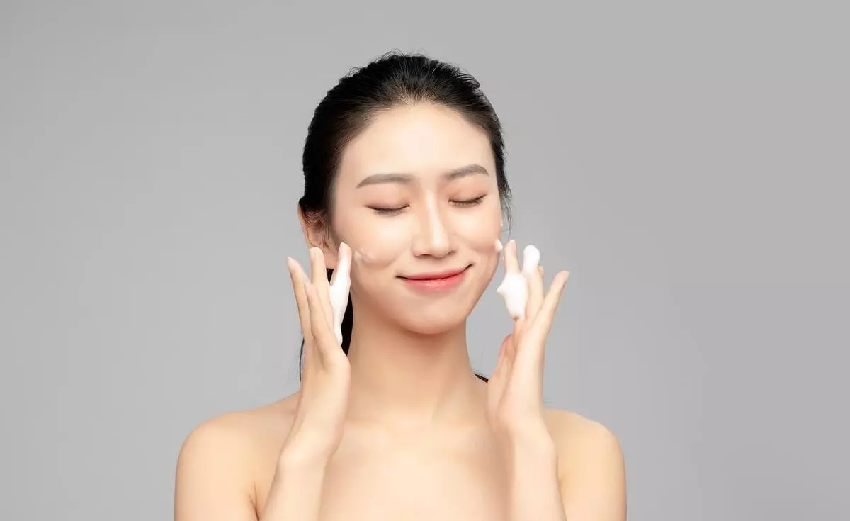 妮维雅的面膜适合18岁的人用吗(1)