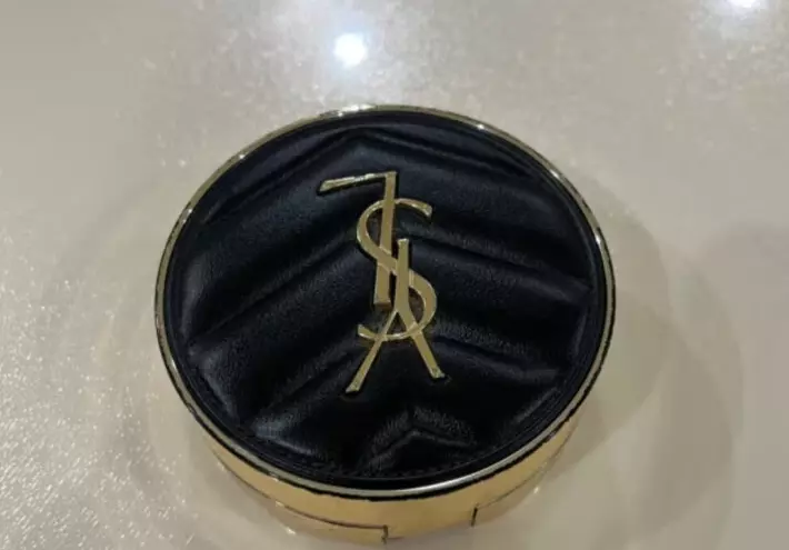 ysl气垫对应哪款粉底液(2)