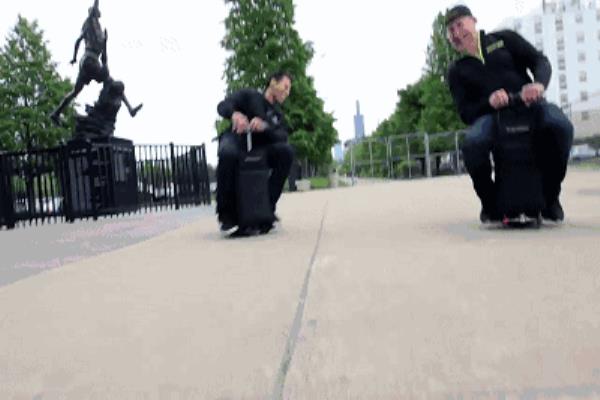 法拉利背包怎么样值得买吗