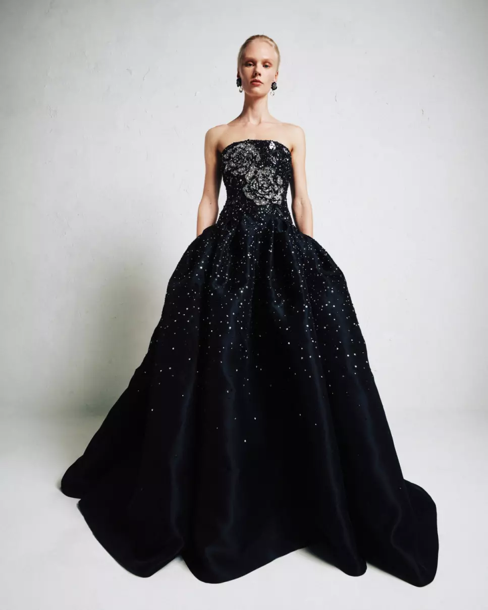 华伦天奴气垫不同颜色盒子的区别(7)