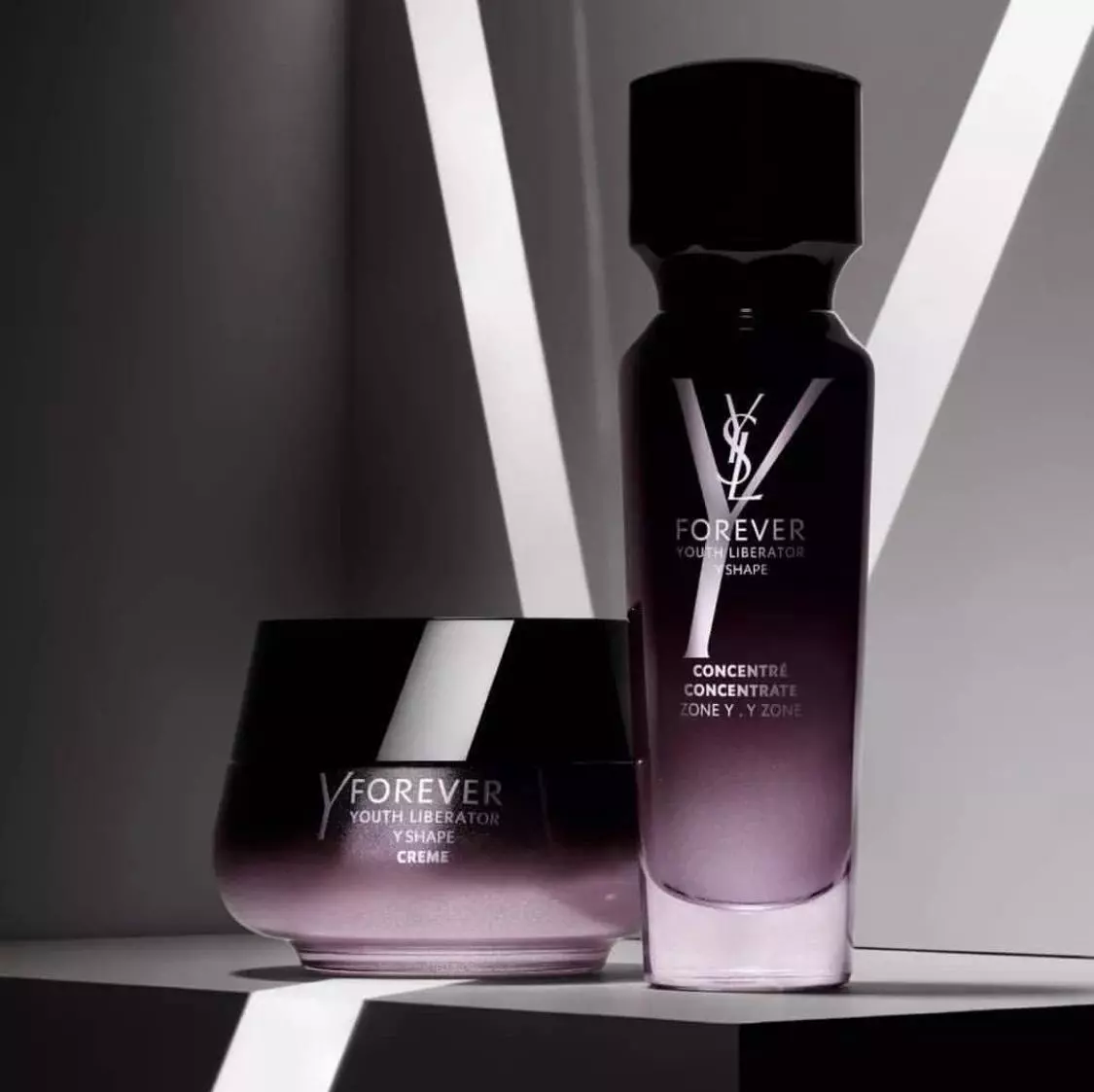 cpb基础和雅诗兰黛抗衰哪个好(8)