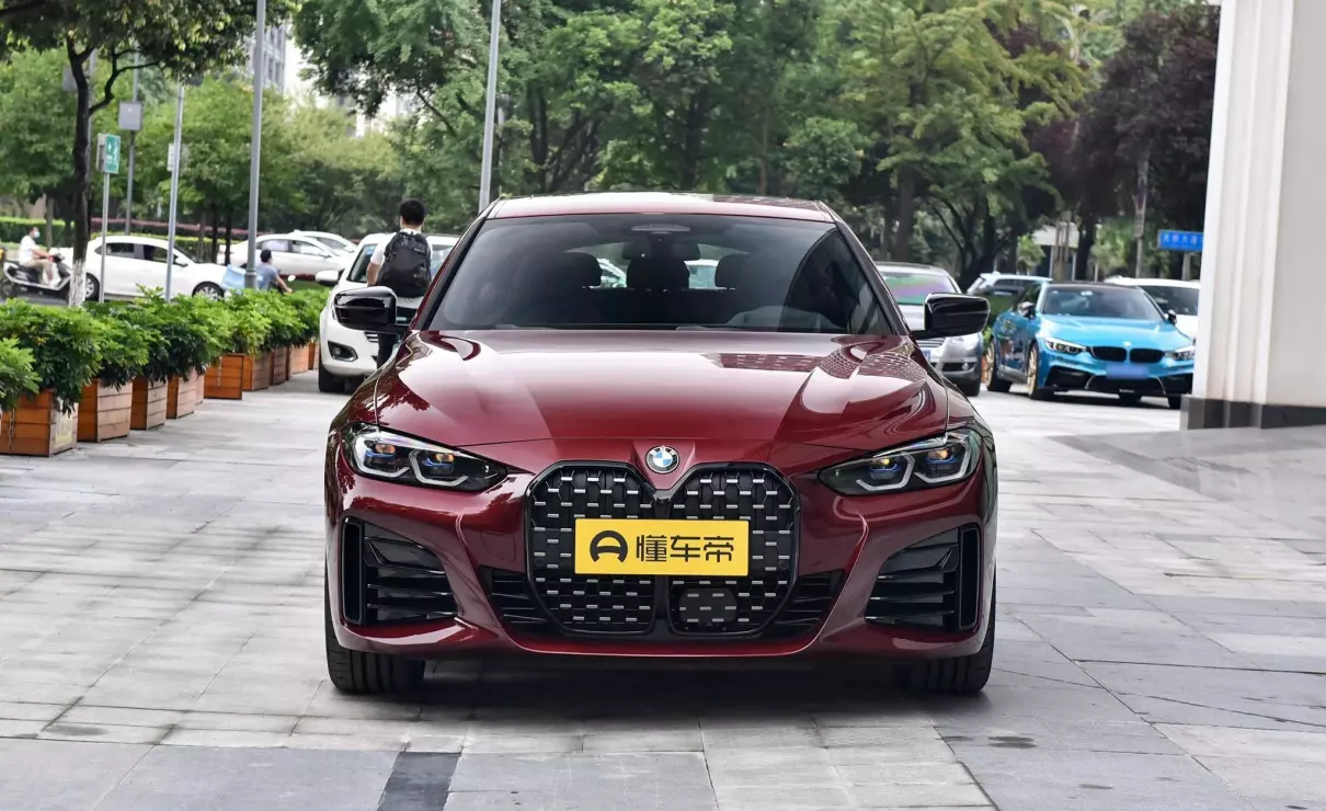 宝马4座敞篷跑车四门车型是什么(2)