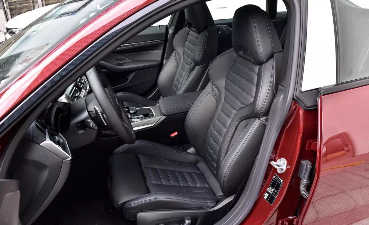 宝马4座敞篷跑车四门车型是什么(6)